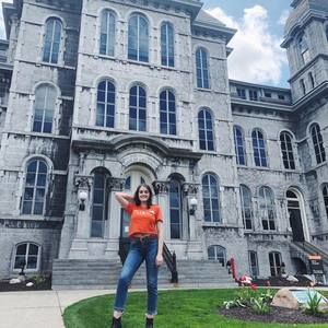 Meet your Posher, Emily